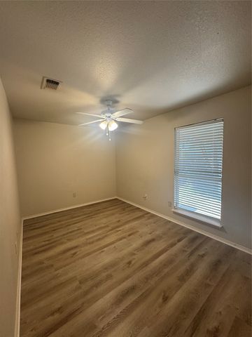2211 Brookview Drive, Mckinney, TX 75072