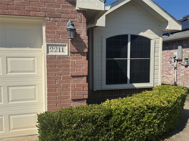 2211 Brookview Drive, Mckinney, TX 75072