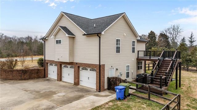 1180 Friedberg Church Road, Winston-salem, NC 27127