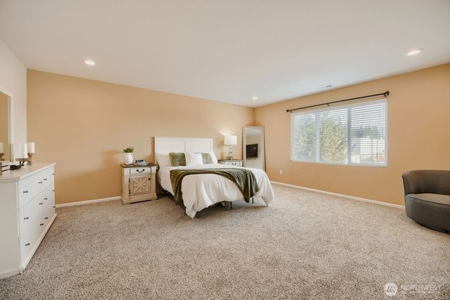 24231 SE 263rd Place, Maple Valley, WA 98038