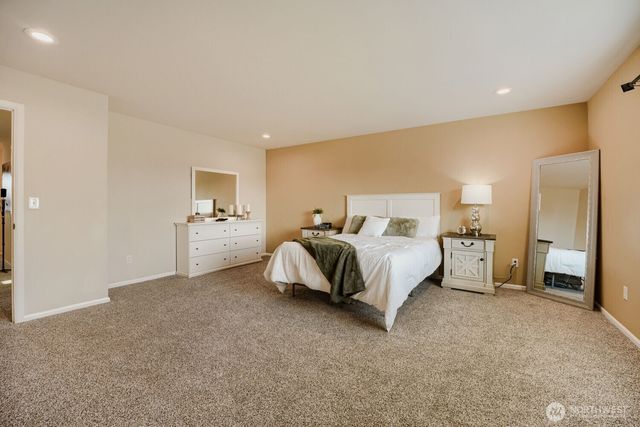 24231 SE 263rd Place, Maple Valley, WA 98038