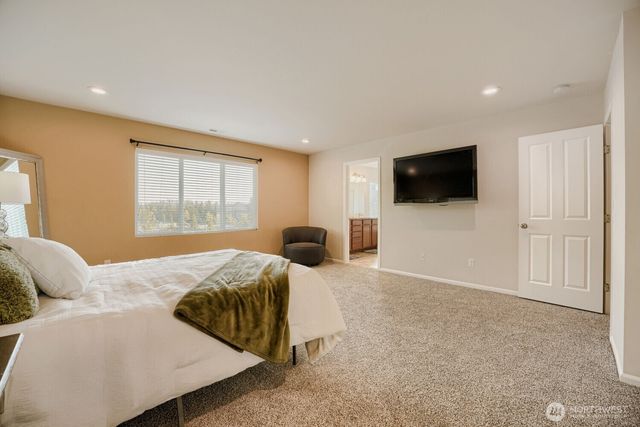 24231 SE 263rd Place, Maple Valley, WA 98038