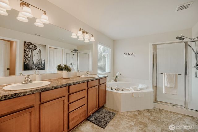 24231 SE 263rd Place, Maple Valley, WA 98038