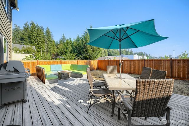 24231 SE 263rd Place, Maple Valley, WA 98038