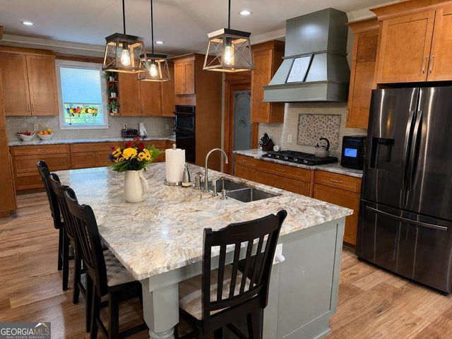 685 Rockwood Trail, Blairsville, GA 30512