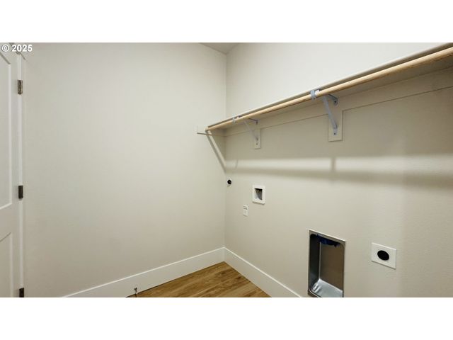 11691 Sw Hayrick Ter, Beaverton, OR 97007