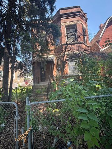 5951 S Elizabeth Street, Chicago, IL 60636