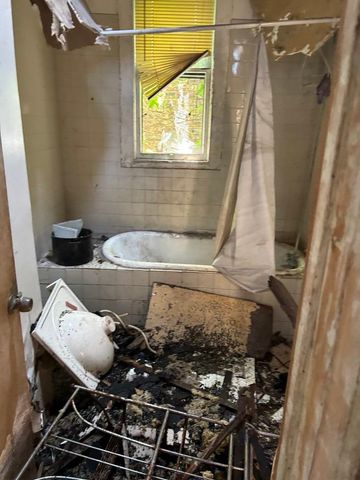 5951 S Elizabeth Street, Chicago, IL 60636