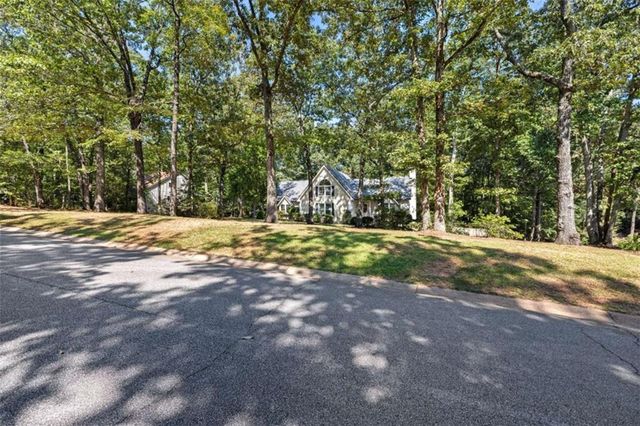 292 Foggy Bottom Drive, Carrollton, GA 30116