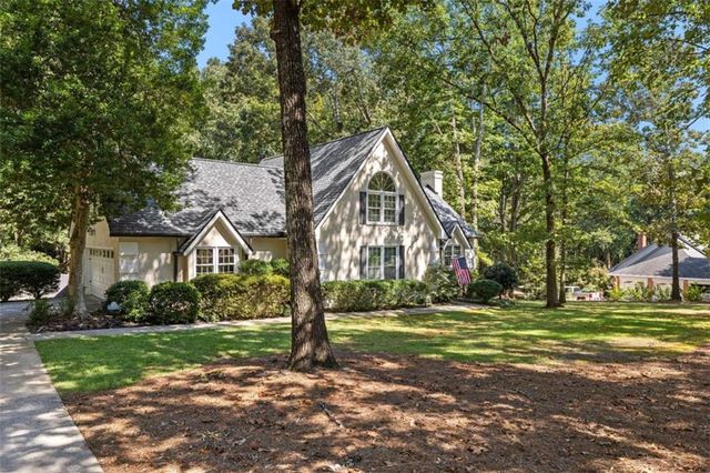 292 Foggy Bottom Drive, Carrollton, GA 30116
