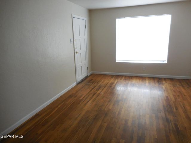 701 W Yandell Drive 12, El Paso, TX 79902