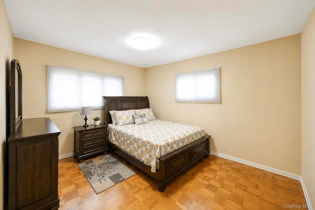 7 Primrose Avenue, Hicksville, NY 11801