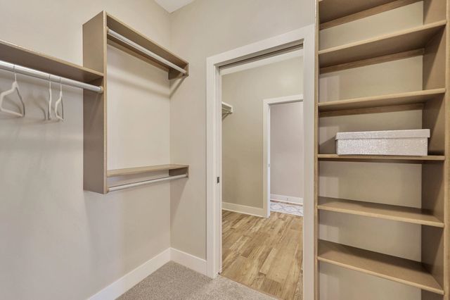 5866 E Central Park Ave, Bel Aire, KS 67220