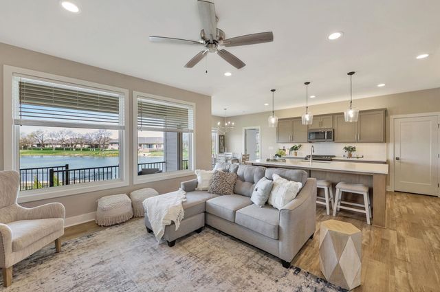 5866 E Central Park Ave, Bel Aire, KS 67220