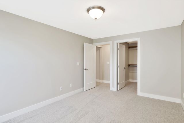 5866 E Central Park Ave, Bel Aire, KS 67220