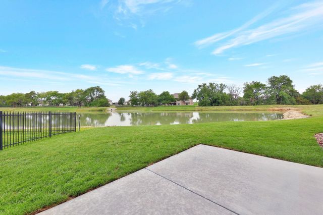 5866 E Central Park Ave, Bel Aire, KS 67220