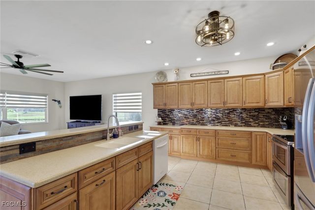 11982 Royal Tee CIR, Cape Coral, FL 33991