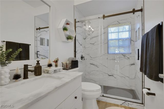 11982 Royal Tee CIR, Cape Coral, FL 33991