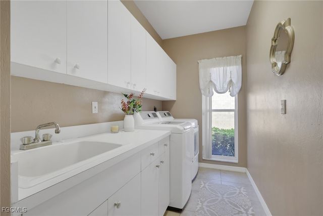 11982 Royal Tee CIR, Cape Coral, FL 33991