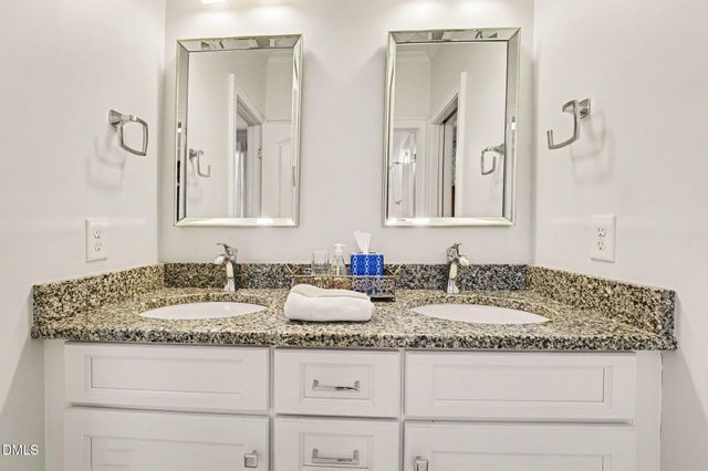 2721 Belmont View Loop, Cary, NC 27519
