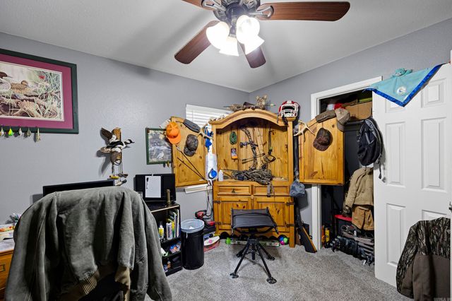 2901 N Greenwich Avenue, Russellville, AR 72802