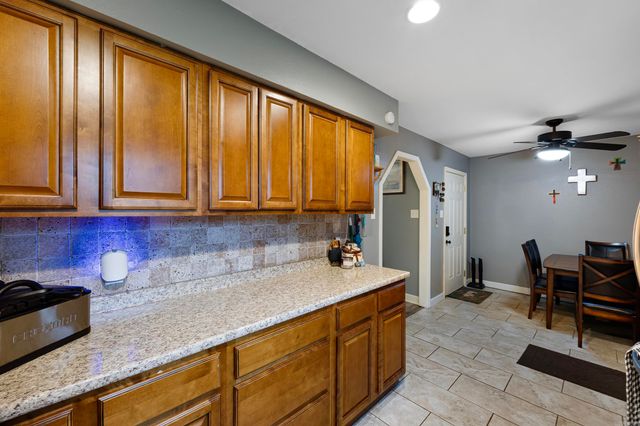 2901 N Greenwich Avenue, Russellville, AR 72802