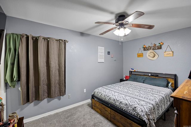 2901 N Greenwich Avenue, Russellville, AR 72802
