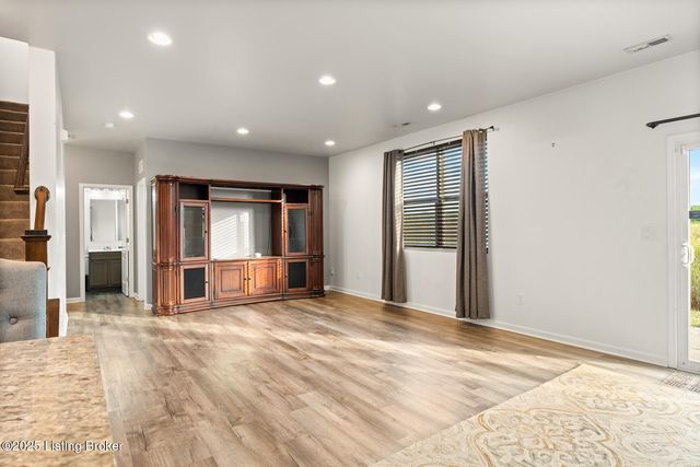 4084 Firestone Way, Shelbyville, KY 40065