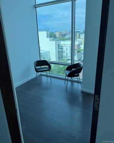 32-72 Steinway Street 5th floor, Astoria, NY 11103