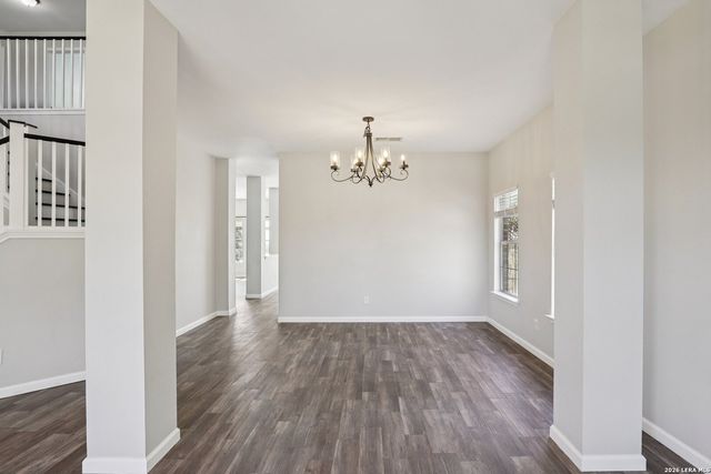 6610 E Kings Crown, San Antonio, TX 78233