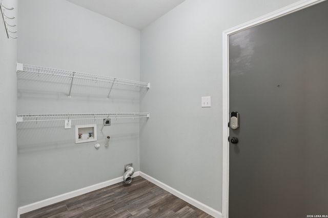 6610 E Kings Crown, San Antonio, TX 78233