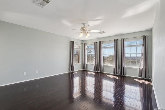 6610 E Kings Crown, San Antonio, TX 78233