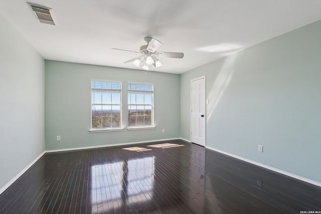 6610 E Kings Crown, San Antonio, TX 78233