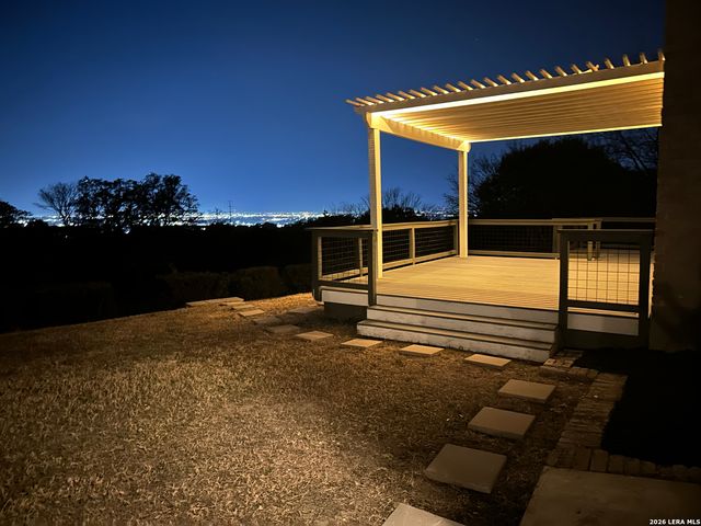 6610 E Kings Crown, San Antonio, TX 78233