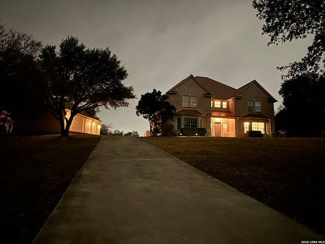 6610 E Kings Crown, San Antonio, TX 78233