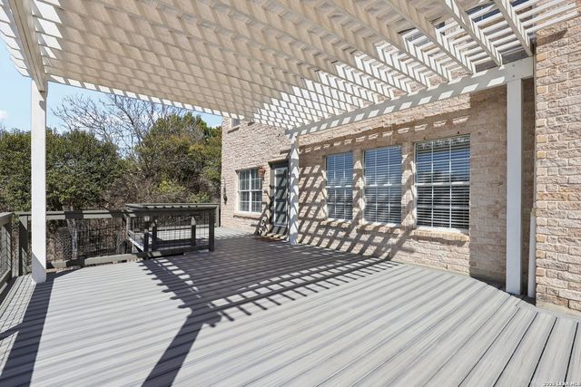 6610 E Kings Crown, San Antonio, TX 78233