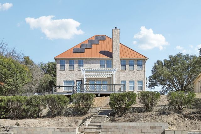 6610 E Kings Crown, San Antonio, TX 78233