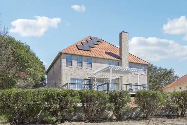 6610 E Kings Crown, San Antonio, TX 78233