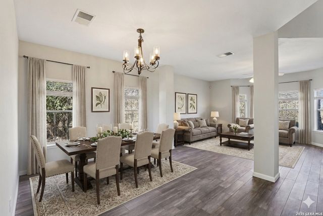 6610 E Kings Crown, San Antonio, TX 78233