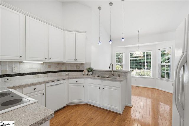 407 Roberts Road, Taylors, SC 29687