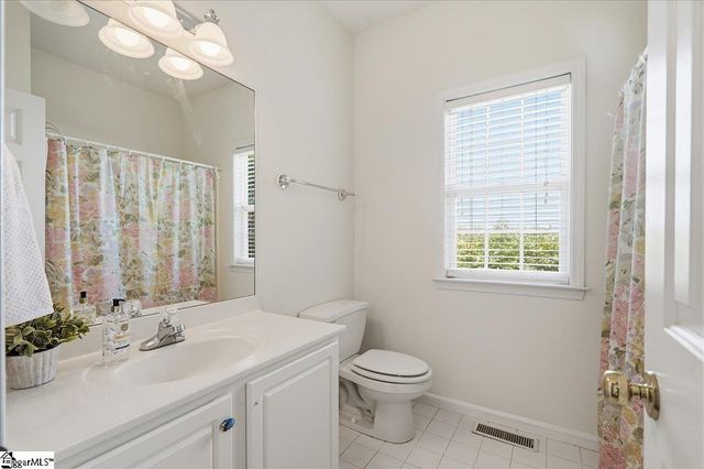 407 Roberts Road, Taylors, SC 29687