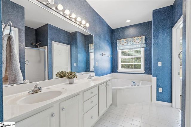 407 Roberts Road, Taylors, SC 29687