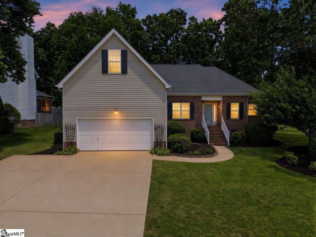 407 Roberts Road, Taylors, SC 29687