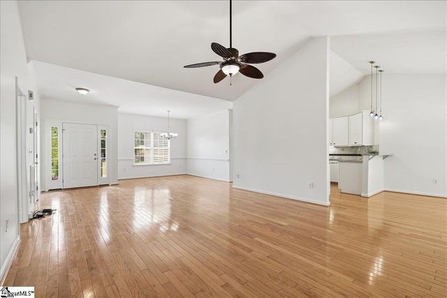 407 Roberts Road, Taylors, SC 29687