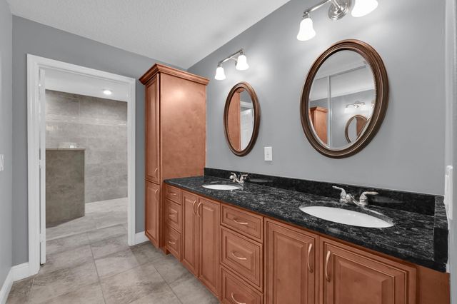 2195 SW Shoal Creek Trace, Palm City, FL 34990