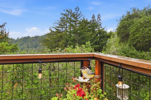 10747 Lake Boulevard, Felton, CA 95018