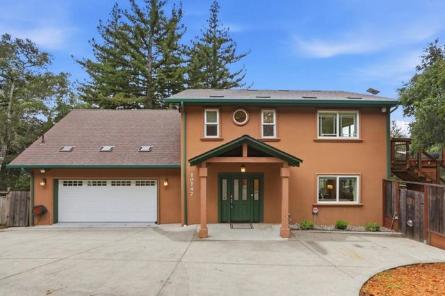 10747 Lake Boulevard, Felton, CA 95018