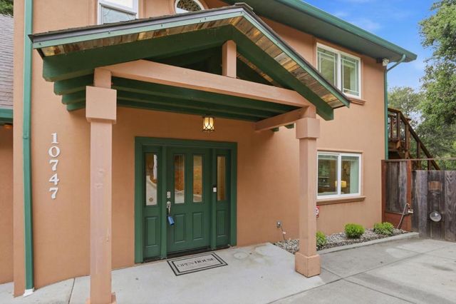 10747 Lake Boulevard, Felton, CA 95018