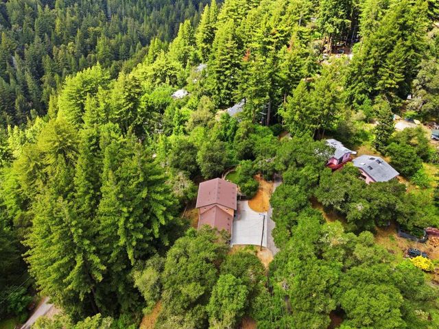 10747 Lake Boulevard, Felton, CA 95018