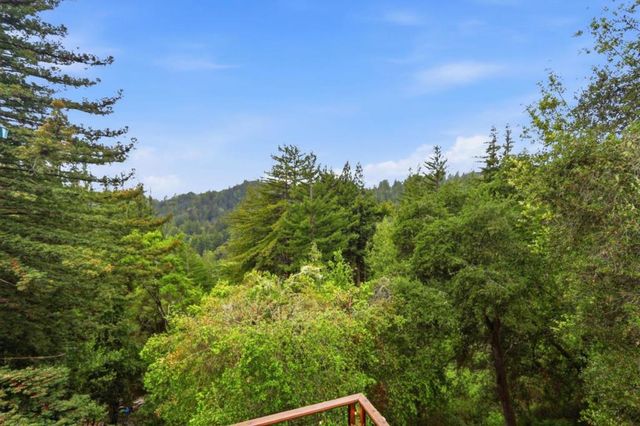 10747 Lake Boulevard, Felton, CA 95018